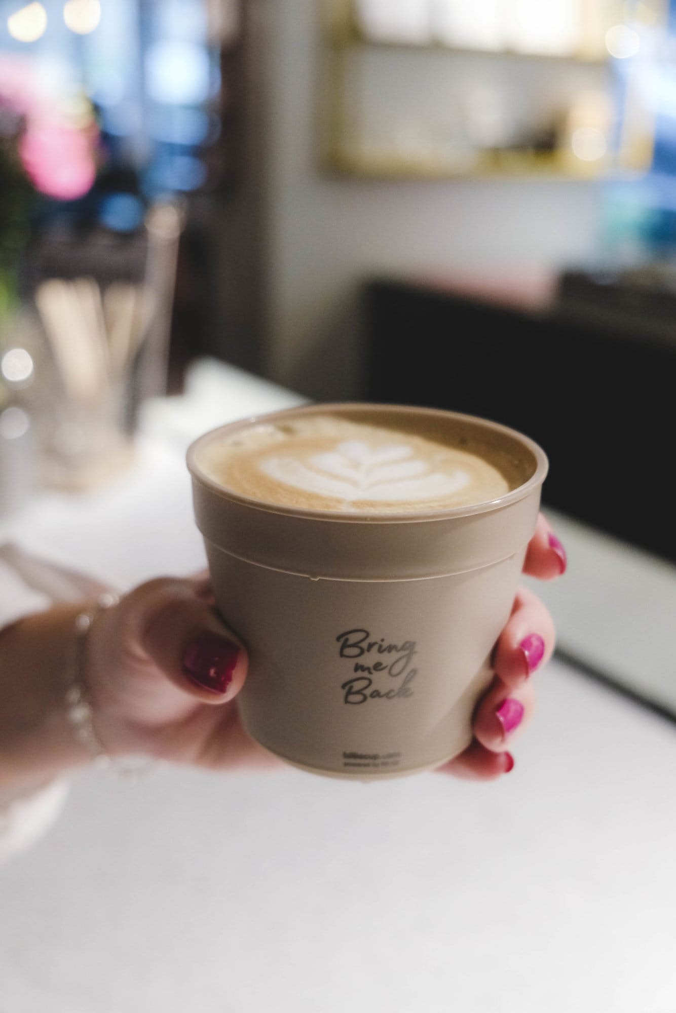 Coffee in sustainable Billie Cup